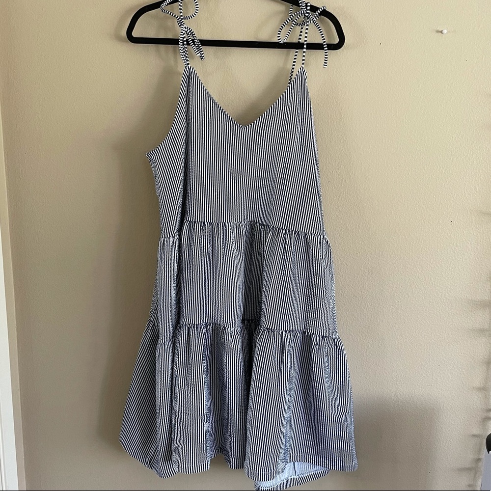 BRAND NEW H&M DRESS